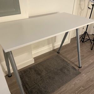 Desk n chair